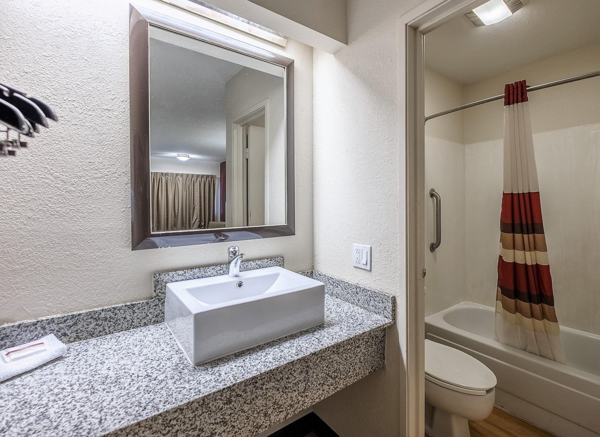 Red Roof Inn Columbus East- Reynoldsburg Brice Dış mekan fotoğraf